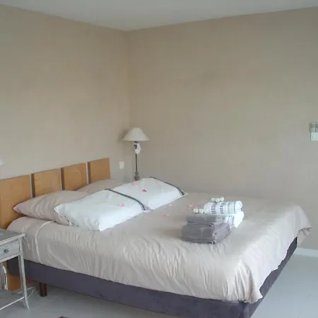 D'hotes Bellevue Bed & Breakfast Bressuire